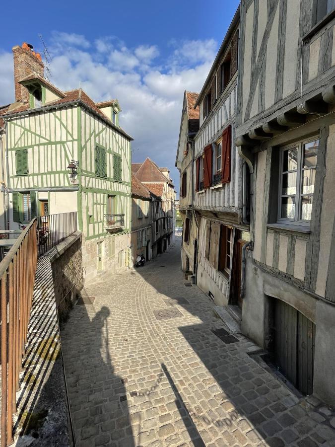 Appartement Le Coche D'Eau Auxerre Les Quais Exterior photo